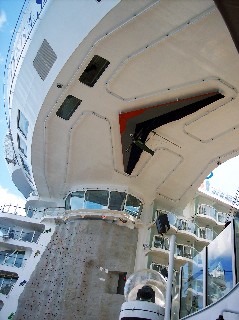 Photo of wherre the ship's superstructure comes together.