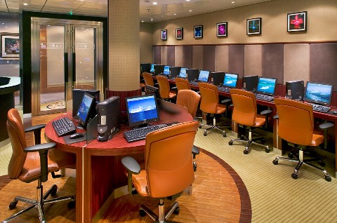 Photo of Crystal Symphony computer lab goes here; courtesy of Crystal Cruises.