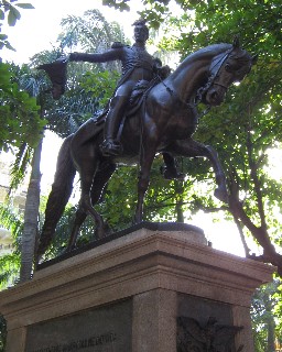 Photo of Bolivar statue goes here.